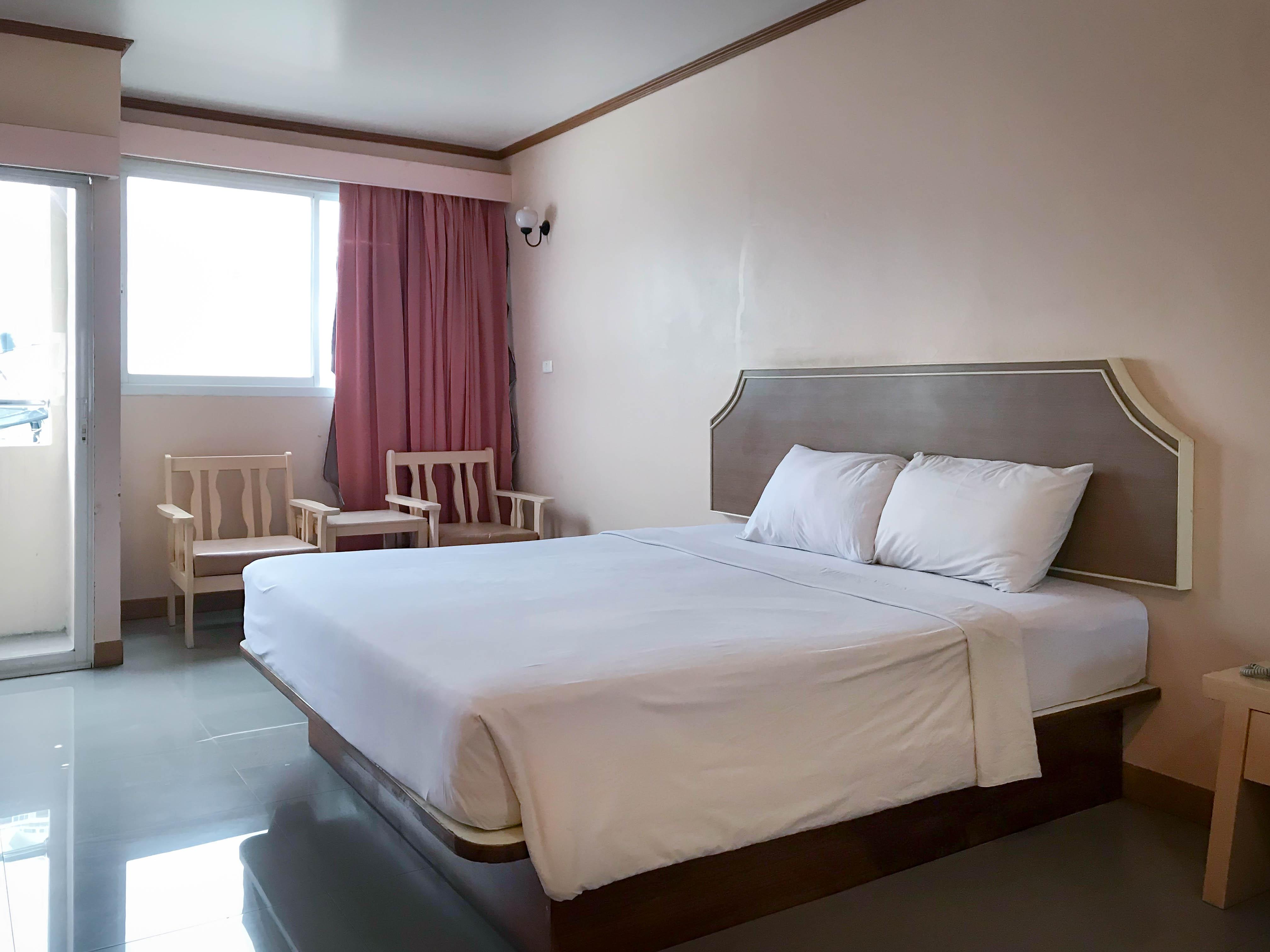 J Two S Pratunam Hotel Bangkok Extérieur photo