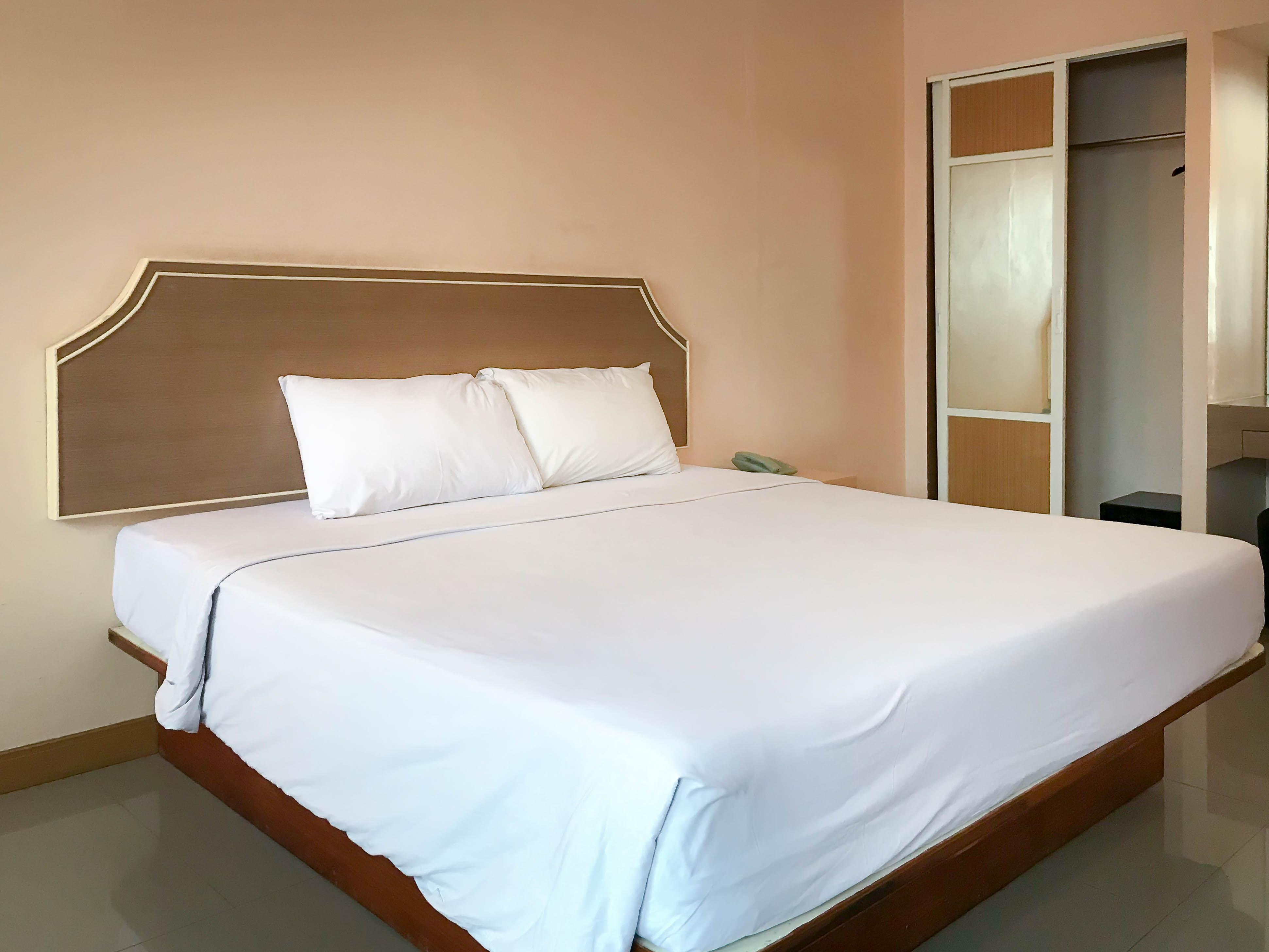 J Two S Pratunam Hotel Bangkok Extérieur photo