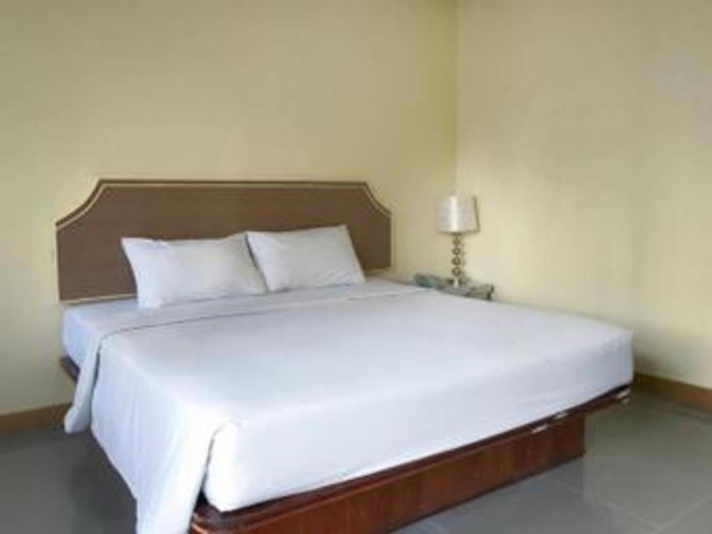 J Two S Pratunam Hotel Bangkok Extérieur photo
