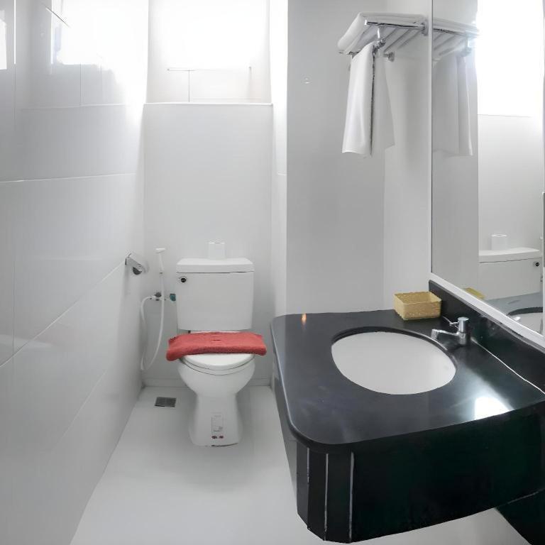 J Two S Pratunam Hotel Bangkok Extérieur photo